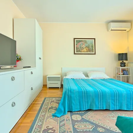 Komfortable Bozica 1 By Interhome * Umago