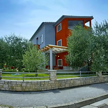Appartamento Komfortable Bozica 1 By Interhome
